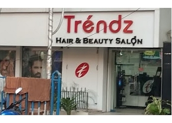 3 Best Beauty Parlours in Kolkata - ThreeBestRated