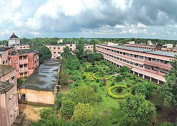 Udayanath Autonomous College Of Science & Technology