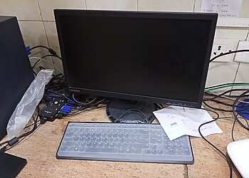 Unique Royal Solution