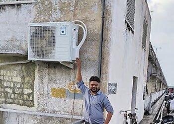 United Cool & Electric