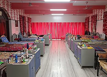 Vasavi Ladies Hostel