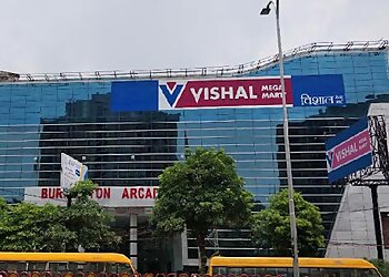 Lucknow Supermarkets Vishal Mega Mart Lucknow image 1