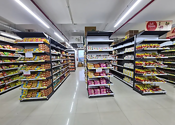 Vishal Mega Mart Warangal