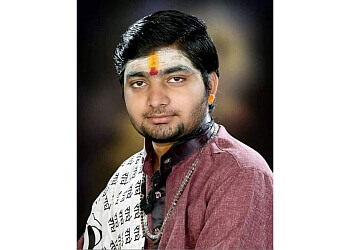 Astrologer Vishal Maharaj