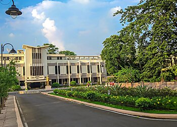 Visvesvaraya National Institute of Technology