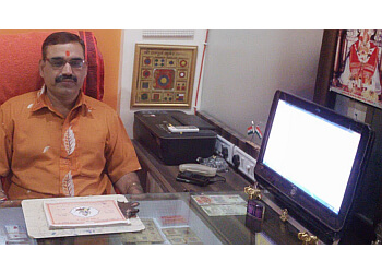 Vivek Parkar - JAI MALHAR ASTROLOGY CENTER