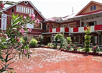 Walisons Hotel