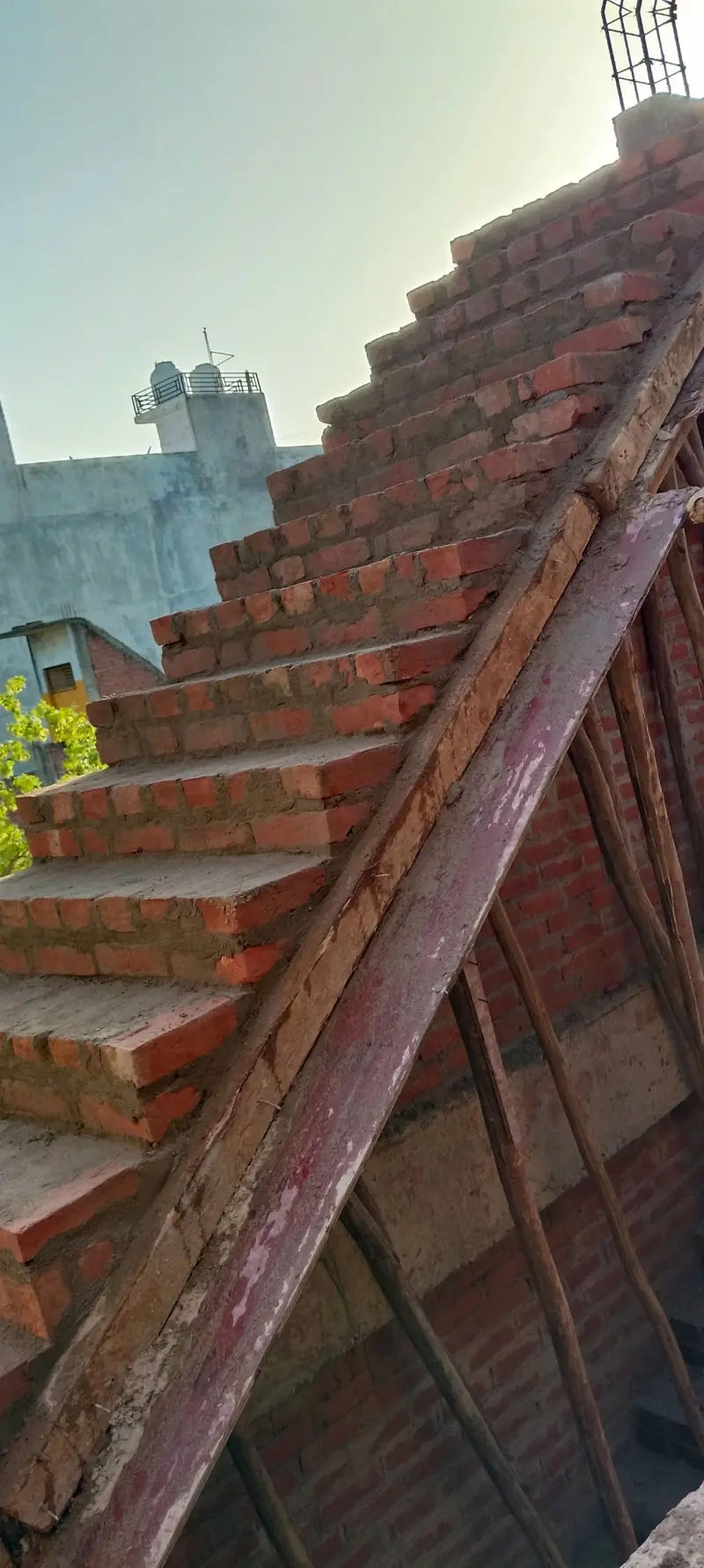 images/WallPuttyandPaintingaunitofJMBCONSTRUCTION-Allahabad-UP-review-1