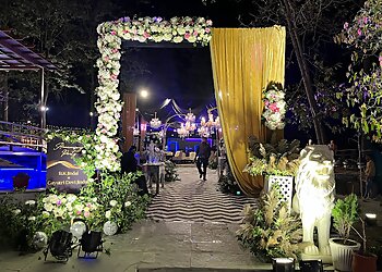 Weddings by Fourth Munky