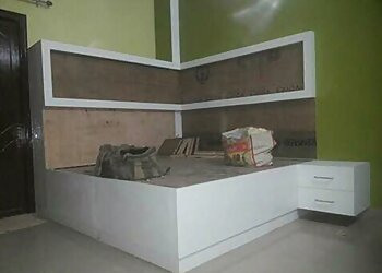 Yasin Khan Carpenter