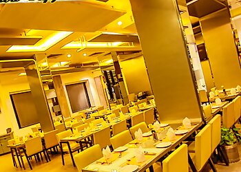 Yellow Sapphire-Capitol Hill