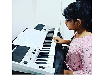 Your's Music & Art Hub