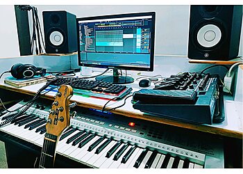 Your's Music & Art Hub