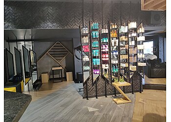 Zazzle Salon - Thillainagar Trichy