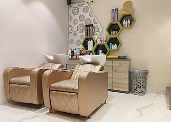 Zinnia Salon & Makeup Academy