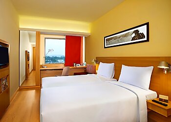 ibis Chennai City Centre
