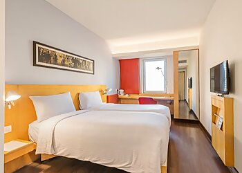 ibis Gurgaon Golf Course Road