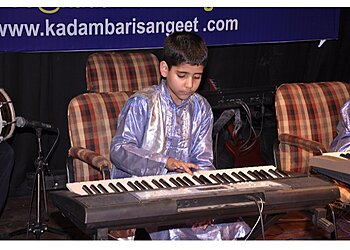 kadambari sangeet mahavidyalaya